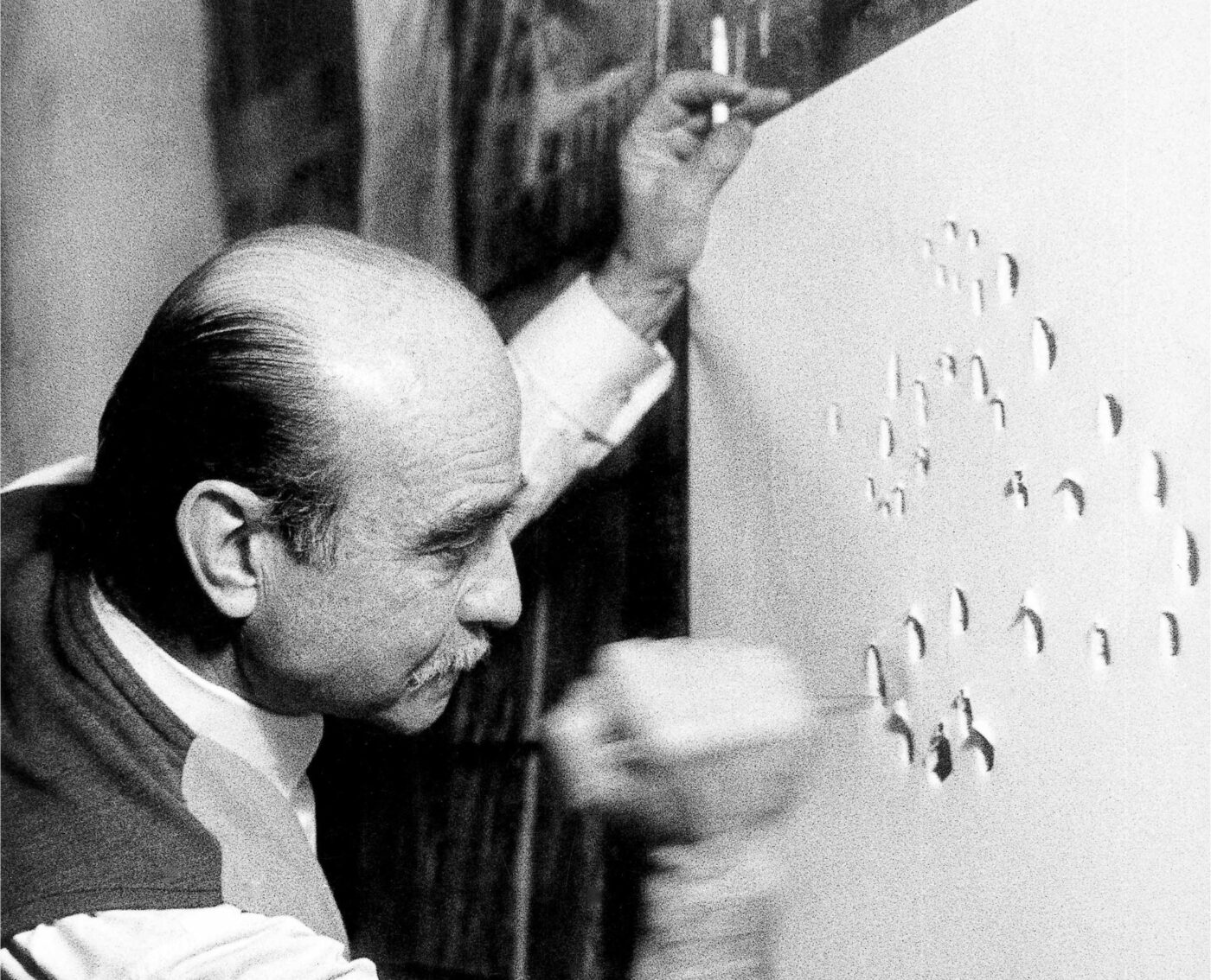 Lucio Fontana